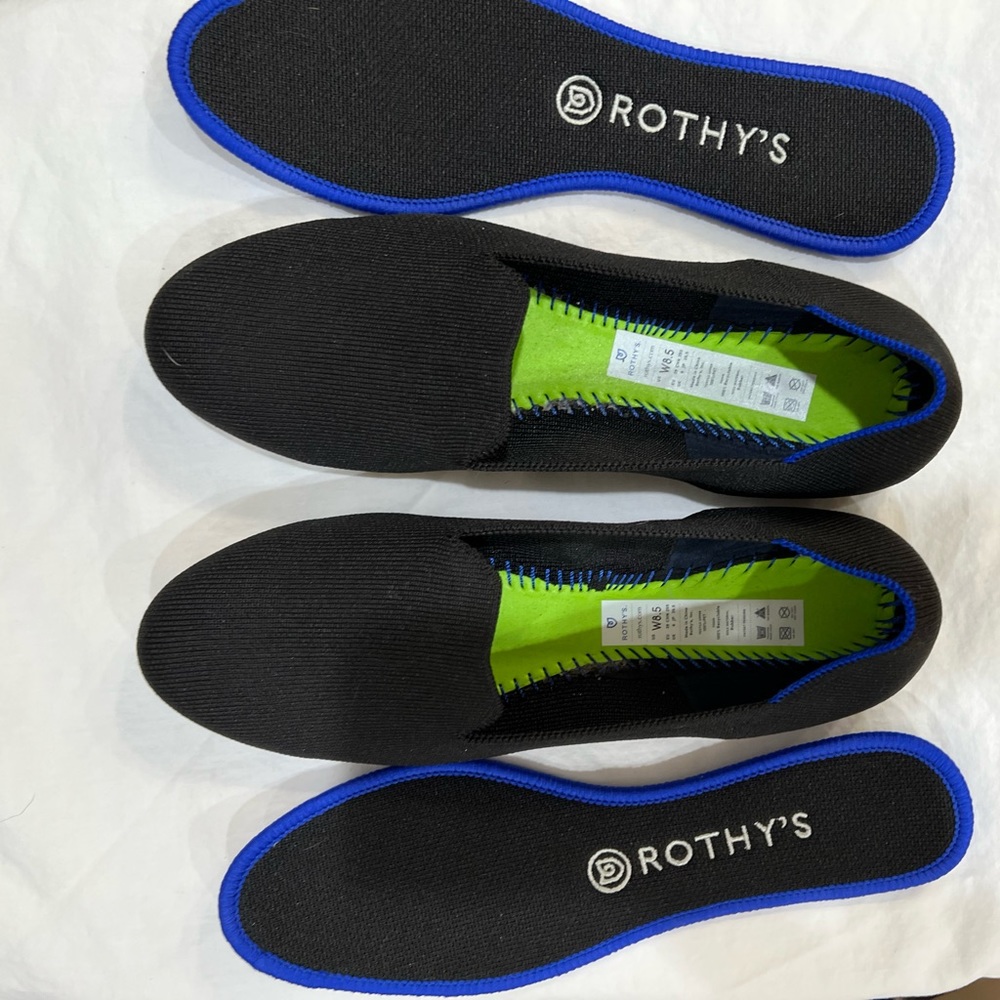 EUC Rothy’s Black Loafers Size 8.5